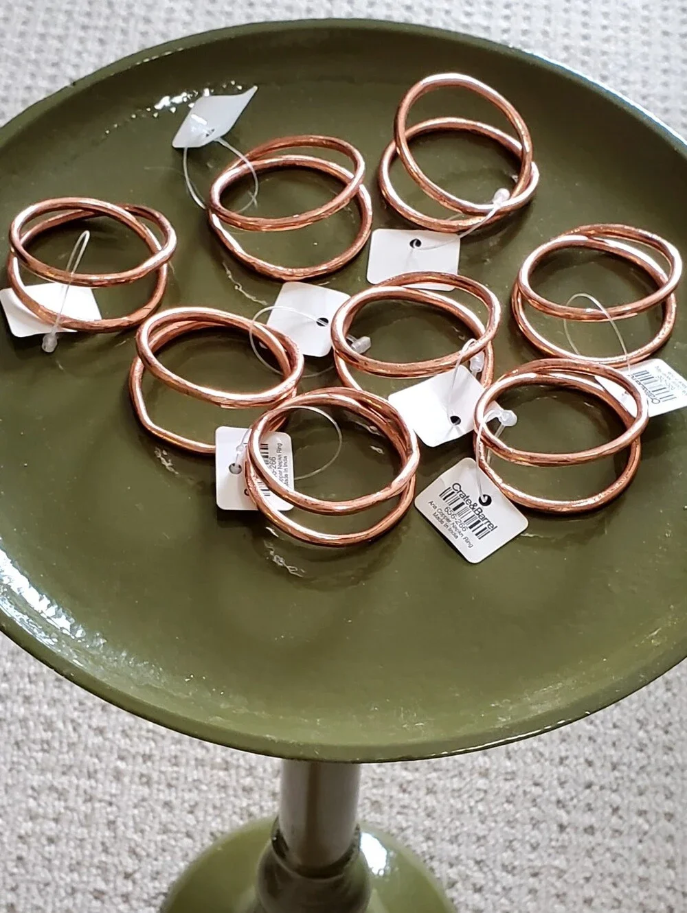 Crate&Barrel 8 ARIA Elegant Minimalist Copper Interlocking Ring Napkin Rings NWT